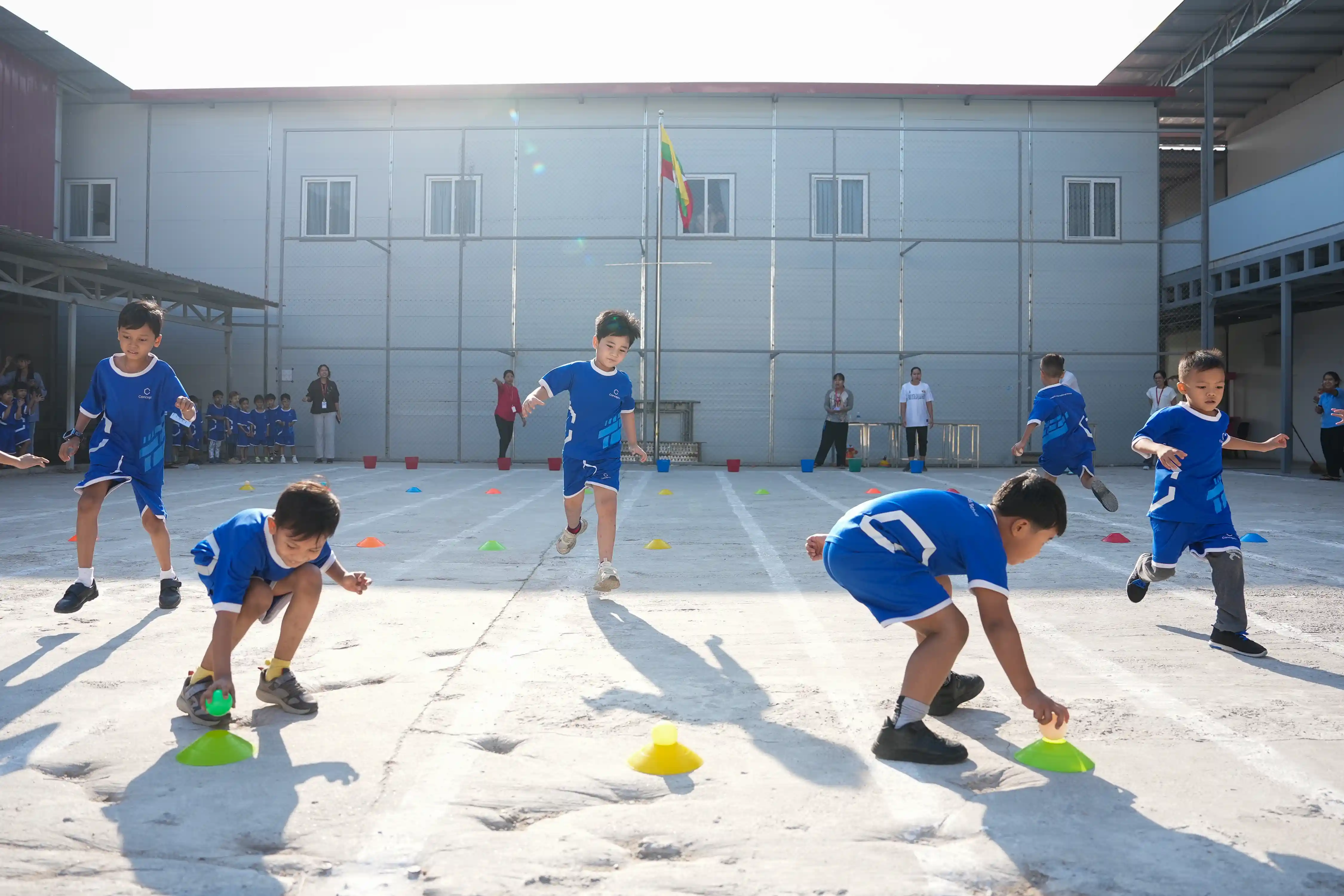 latest detail background image